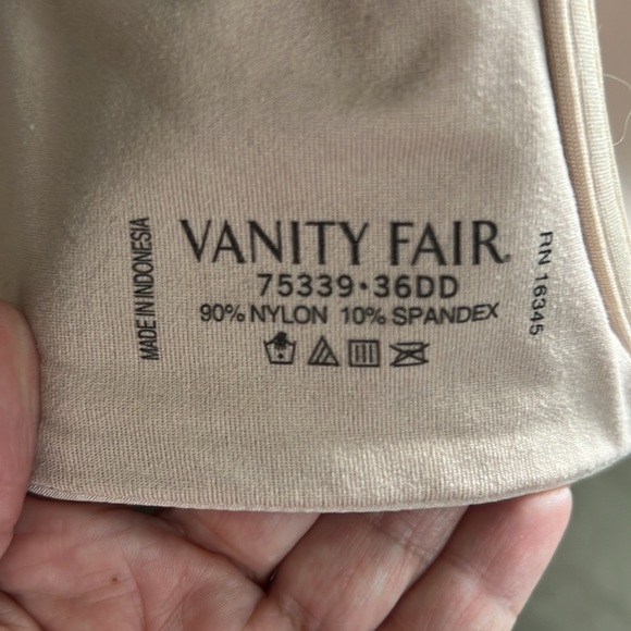 Vanity Fair Front Closure Bra - Picture 2 of 4
